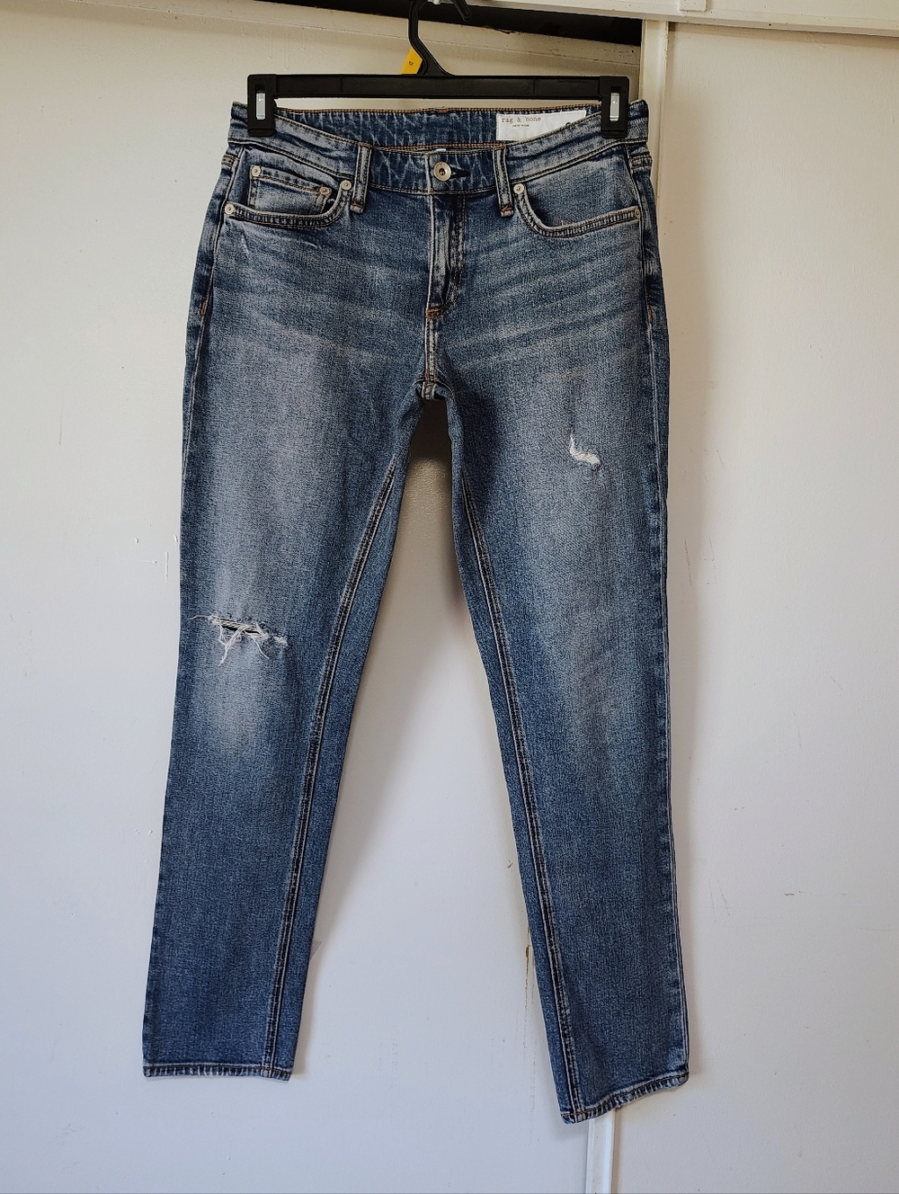 Rag & Bone Dre Low Rise Slim Boyfriend Jeans Women's Medium Blue River sz 26. - Picture 2 of 16